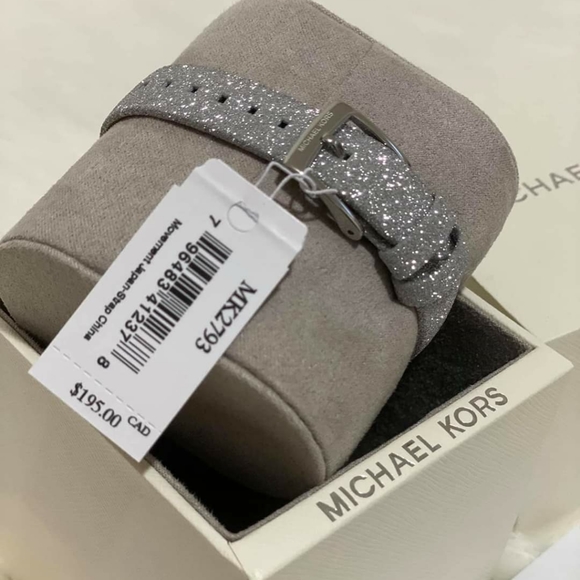 MICHAEL KORS GLITTERY LADIES WATCH - Picture 3 of 7